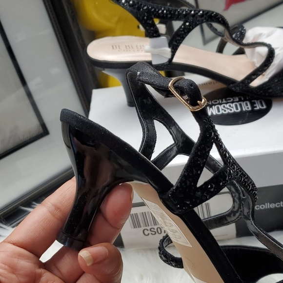 New Strappy Heels with Gems, Black Color, Size 8.5 - Picture 4 of 8